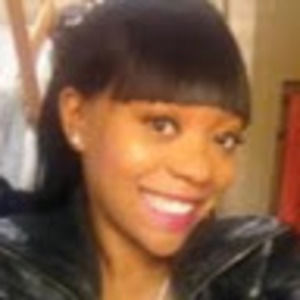 Meet your Posher, Liz